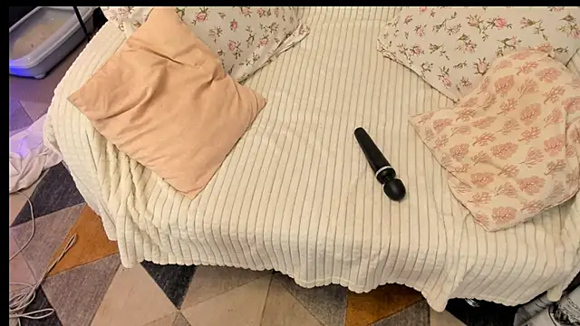 Luafy Toddy online show from November 17, 3:07 am