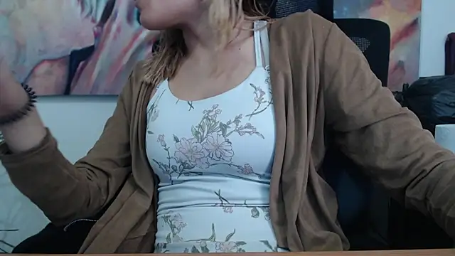 FULL TENTATION  online show from October 28, 2:12 pm