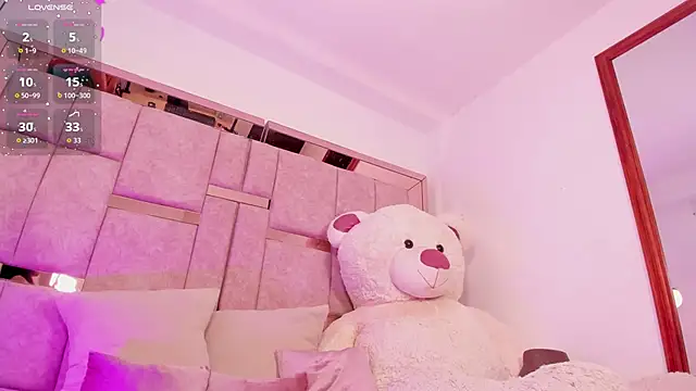 emily daarell online show from September 29, 10:26 pm