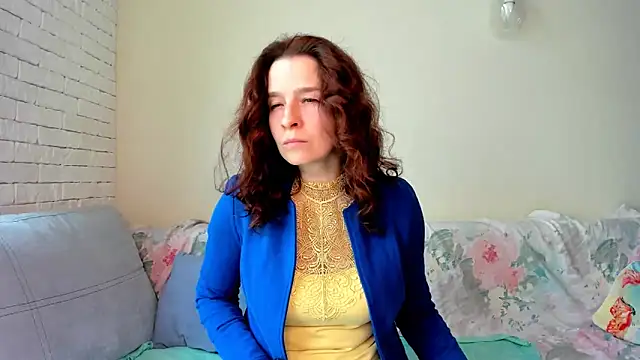   MaryLee   online show from April 4, 9:30 am