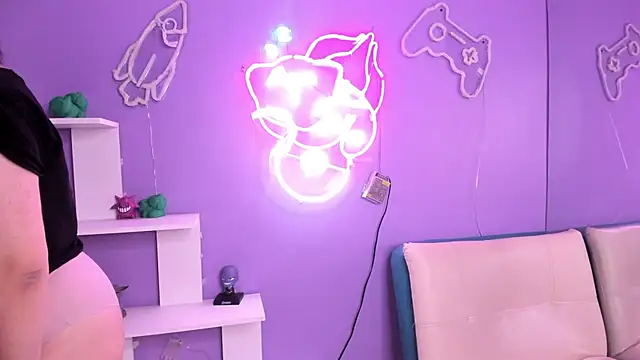 Camiila Osorio online show from November 8, 7:52 pm