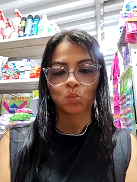 Linda Lars online show from December 1, 3:54 am