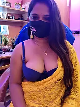 Snapshot of nisha_baby2 chatting on October 17, 7:33 am nisha baby2 online show from October 17, 7:33 am