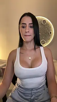 SarahhSmitth1 online show from February 16, 9:03 pm