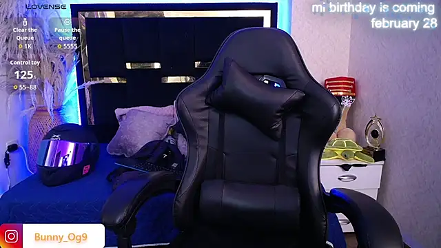 Bunny O online show from March 1, 10:20 pm