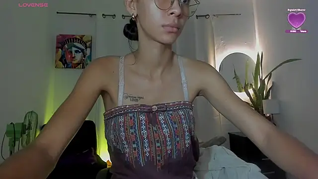 Sophie sweett19 online show from February 25, 2:21 am