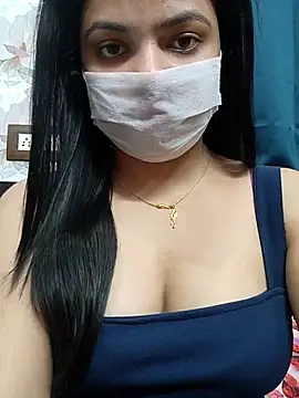 Myloveurvi online show from November 5, 3:17 pm