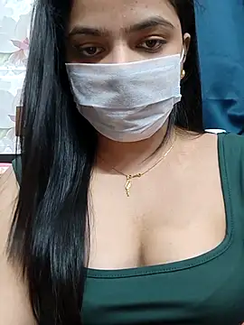 Myloveurvi online show from November 11, 6:49 pm