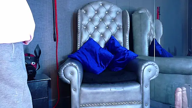 LusstCruella online show from November 22, 2:03 am