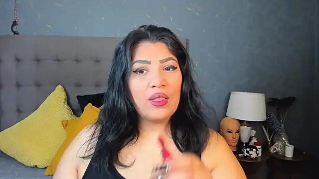 AmyCubes online show from March 4, 7:37 am