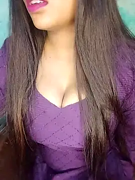 Sreya213 online show from November 9, 4:30 am