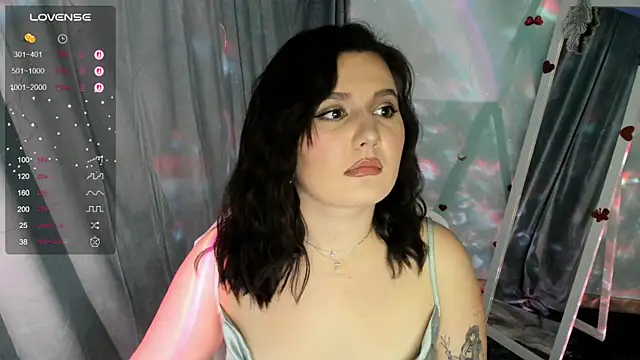 Lei White online show from October 8, 9:41 pm