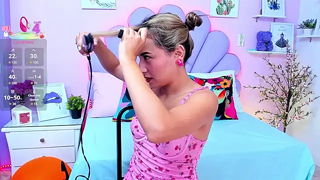 HannaPretthy online show from November 3, 11:36 am