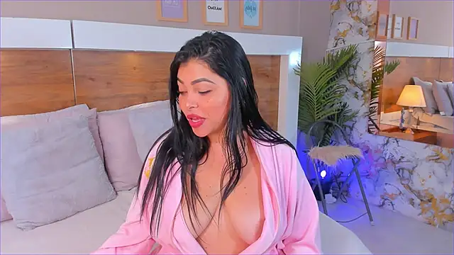 EmaBakker online show from November 25, 3:14 pm