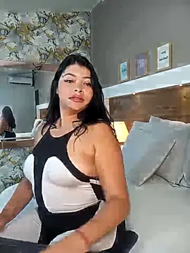 EmaBakker online show from December 15, 11:26 am