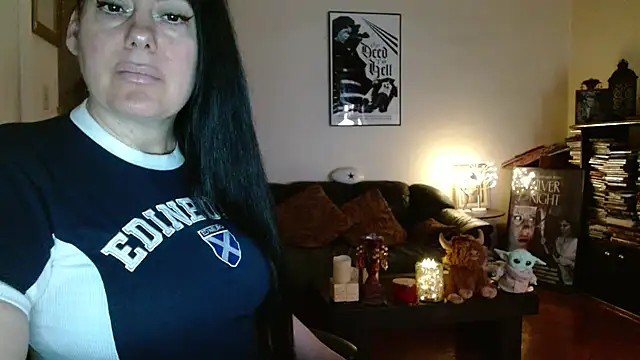 mandaloriangirls online show from February 26, 6:40 pm