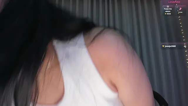 misshoneyxxx online show from September 21, 2:32 am