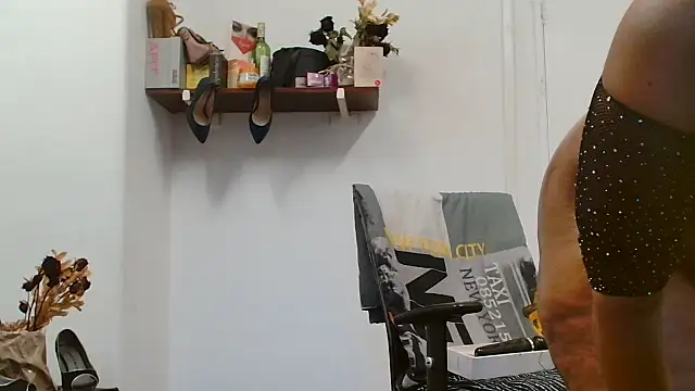 xTALLSEXYBUMx online show from October 8, 3:44 am