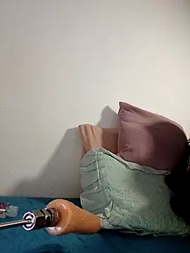 Kim 19 online show from April 18, 10:09 pm