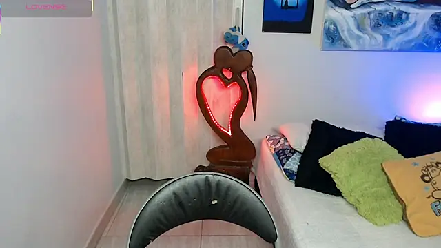 naihroby online show from March 22, 8:20 am