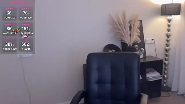 Cure-uuuuuuuu online show from November 15, 6:09 pm