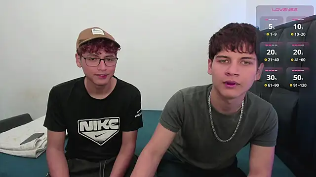 Javierdisousa online show from March 28, 6:51 pm