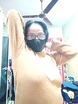 heenage online show from February 6, 3:59 pm