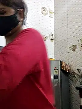 illay love online show from March 19, 2:10 pm