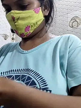 illay love online show from September 26, 2:15 pm