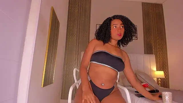 zoe sky  online show from March 25, 11:46 am