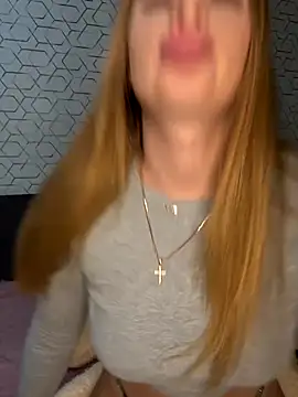 Snapshot of Tatti-Go chatting on October 1, 3:17 pm Tatti-Go online show from October 1, 3:17 pm