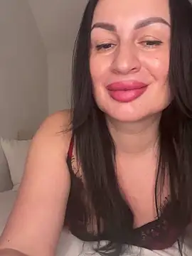 Helena7077 online show from February 18, 11:48 pm