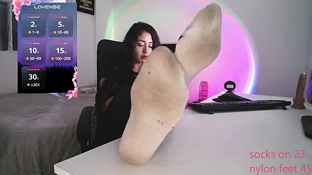 Estefany777 online show from April 13, 9:37 pm