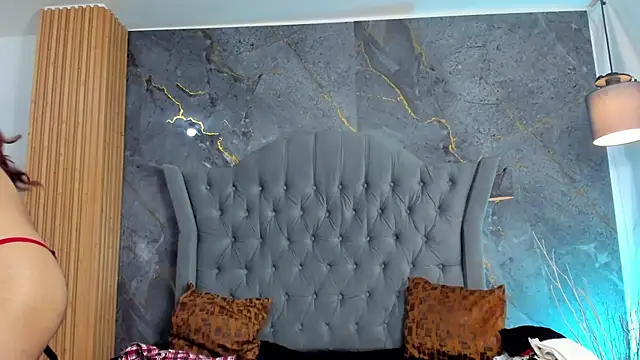 Snapshot of LukaCastillo chatting on October 30, 8:32 pm LukaCastillo online show from October 30, 8:32 pm