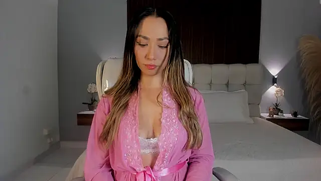 Emma23   online show from May 28, 6:55 am