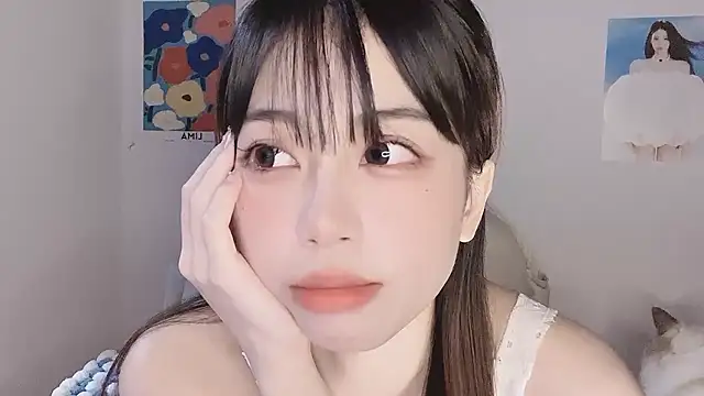 -Hottie online show from January 17, 4:25 pm