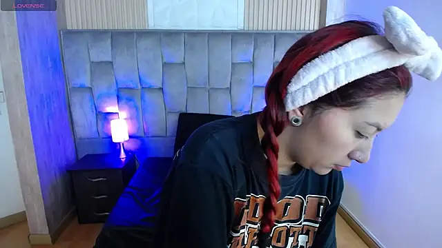 Mia Rinn online show from September 24, 1:10 pm