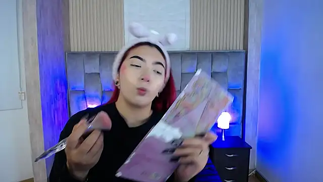 Mia Rinn online show from September 11, 1:22 pm