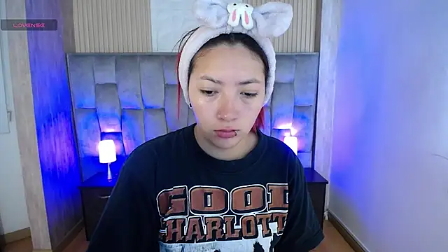 Mia Rinn online show from October 11, 1:36 pm