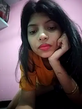 Hotty-Divya online show from October 31, 9:02 am