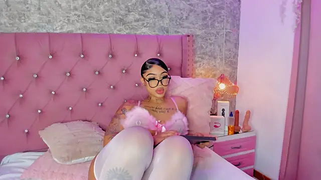 Mia Jansen online show from January 15, 1:39 pm