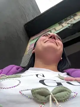 Lesly 10- online show from March 27, 11:05 pm