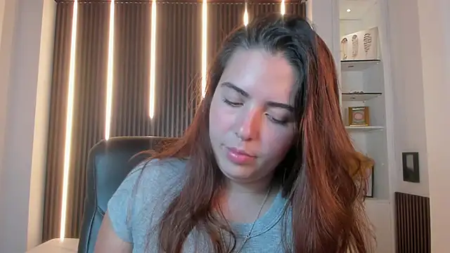 Lyssa Muller online show from October 27, 7:19 pm