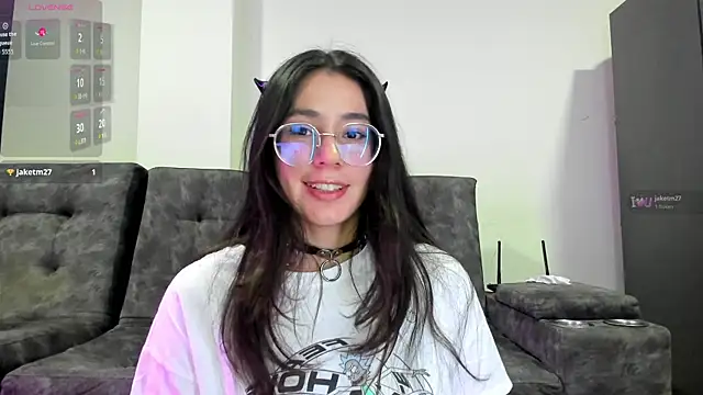 emmadiaz1 online show from November 4, 2:49 am