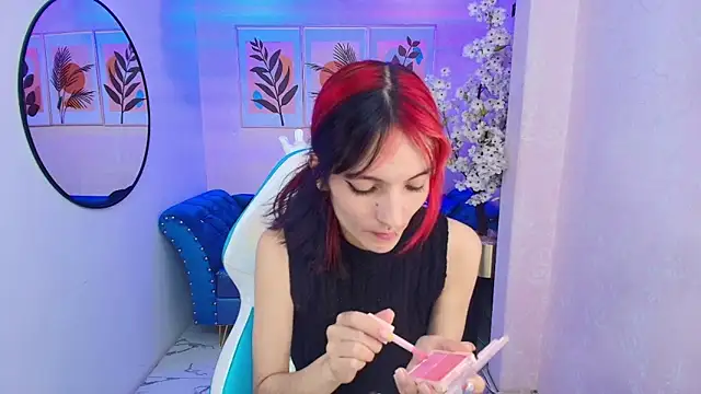 Dafne huges online show from September 26, 7:55 pm