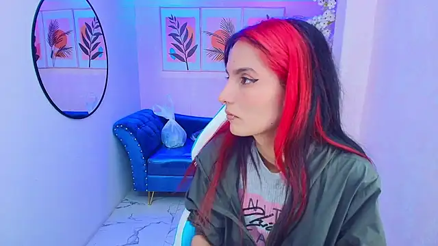 Dafne huges online show from September 18, 7:45 pm