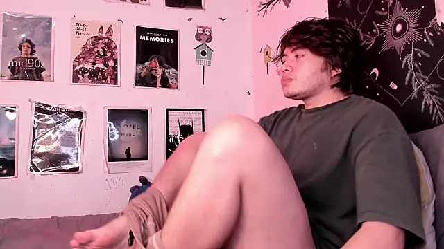 hothoneychile online show from March 1, 2:33 am