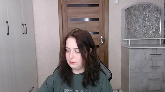 Kristy-Max online show from November 24, 10:34 pm