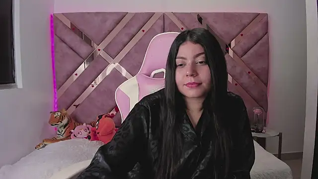 tigerbaby  online show from March 27, 6:08 pm