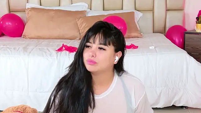 Alexa Miss online show from February 16, 8:09 pm